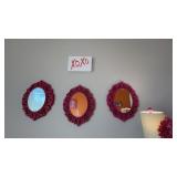 9PC ASSORTED WALL ART