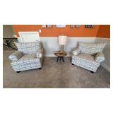 2PC ARMCHAIRS