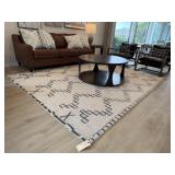 AREA RUG
