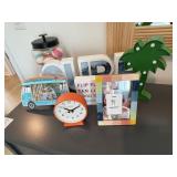 8PC DECOR ITEMS