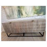 SIDEBOARD