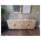 CREDENZA