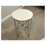 ACCENT TABLE