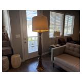 FLOOR LAMP