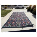 AREA RUG