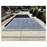 AREA RUG