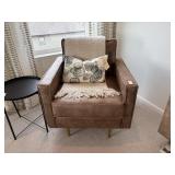 SIDE CHAIR