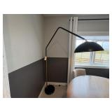 LARGE FLOOR LAMP