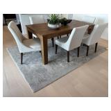 AREA RUG