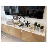 8PC DECOR ITEMS