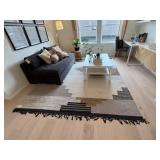 AREA RUG