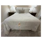 11PC FULL BEDDING 11PC FULL BEDDING