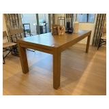 DINING TABLE DINING TABLE