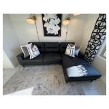 SECTIONAL & PILLOWS SECTIONAL & PILLOWS