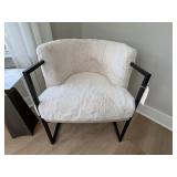ARMCHAIR ARMCHAIR