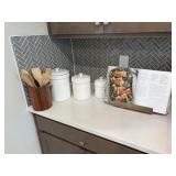 6PC KITCHEN ITEMS