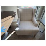 2PC ARM CHAIRS