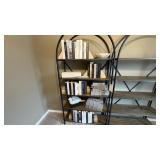 ASSORTED Dï¿½COR ITEMS