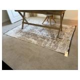 AREA RUG