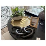 4PC ASSORTED Dï¿½COR ITEMS