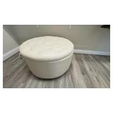 ROLLING STORAGE OTTOMAN