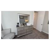 4PC DRESSER, MIRROR & NIGHTSTANDS