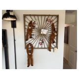 WALL ART & ASSORTED DECO