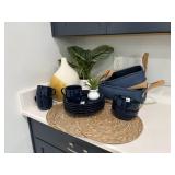 19PC ASSORTED KITCHEN CROCKERY