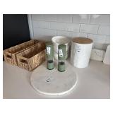 10PC KITCHEN DÉCOR ITEMS