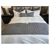 9PC KING BEDDING ITEMS