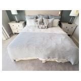 ASSORTED KING BEDDING