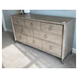 3PC DRESSER & NIGHSTANDS