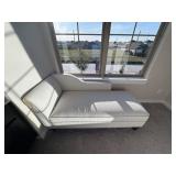 CHAISE LONGE