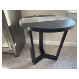 ACCENT TABLE