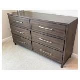 3PC DRESSER & NIGHTSTANDS
