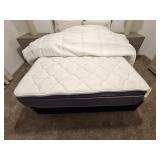 QUEEN MATTRESS SET