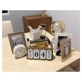 ASSORTED Dï¿½COR ITEMS