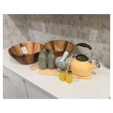 9PC KITCHEN ITEMS