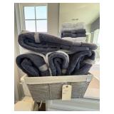 ASSORTED TOWEL SET