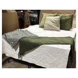 8PC FULL/QUEEN BEDDING