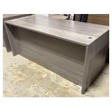 2PC DESK AND FILING CABINET