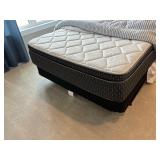 QUEEN MATTRESS SET