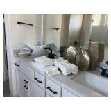 13PC ASSORTED BATH ITEMS