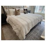 ASSORTED KING BEDDING