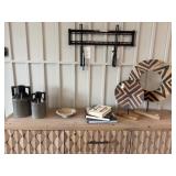 8PC ASSORTED DECO ITEMS