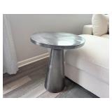 ACCENT TABLE