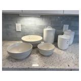 6PC ASSORTED KITCHEN ITEMS