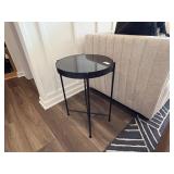 ACCENT TABLE