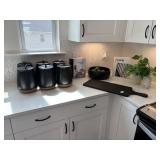 12PC ASSORTED KITCHEN ITEMS