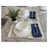 ASSORTED KITCHEN ITEMS